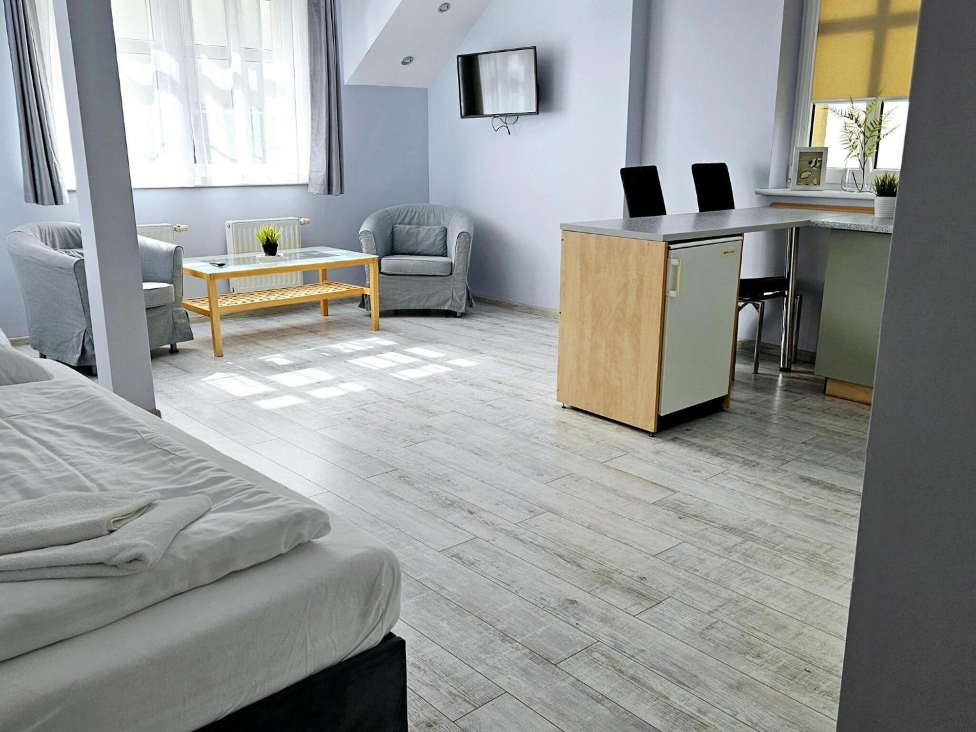 Holiday Home In Kolczewo With The Private Pool 220 Qm Luaran gambar
