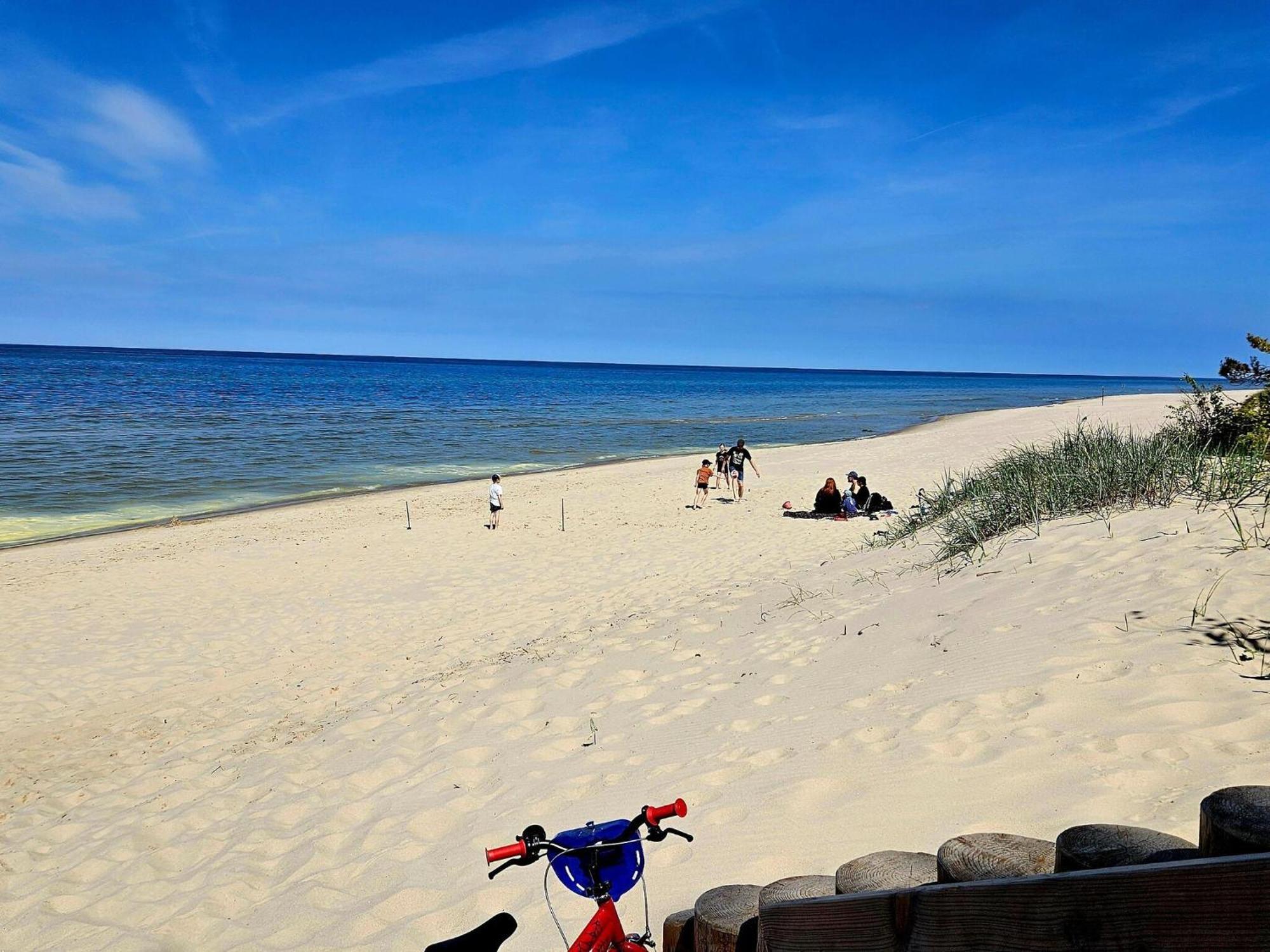 Holiday Home In Kolczewo With The Private Pool 220 Qm Luaran gambar